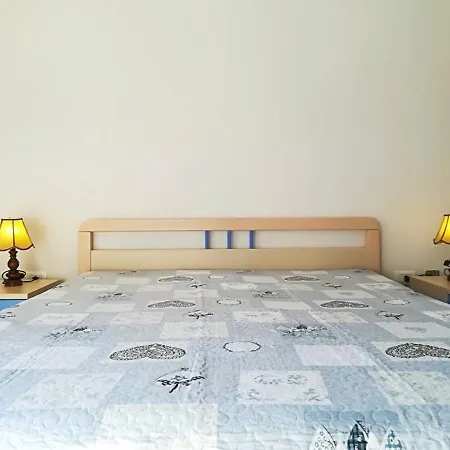 Close To The Historic Old Town - Sabrina Vakantiehuis